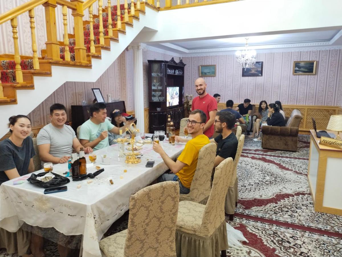 Sulton-Sayyor Otel Hive Dış mekan fotoğraf